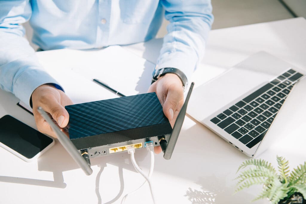 Employee-struggling-with-Router-disconnecting-and-causing-disruption